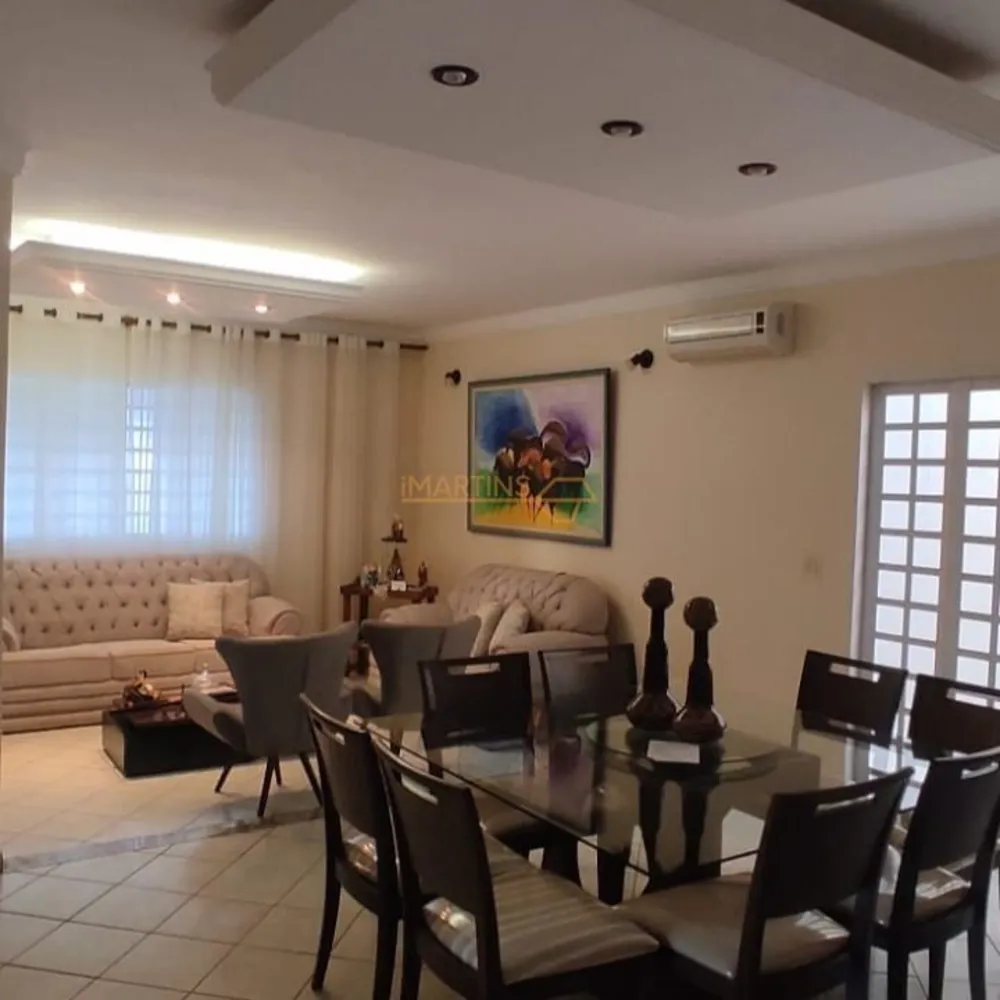 Casa, 3 quartos, 812 m² - Foto 1