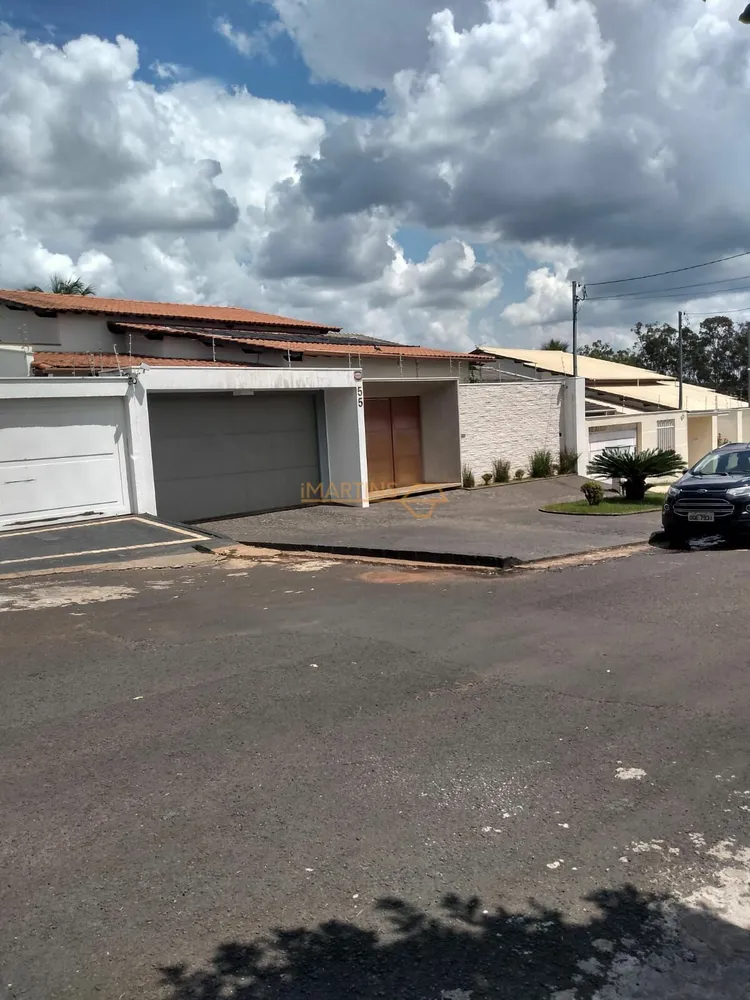 Casa, 3 quartos, 600 m² - Foto 1