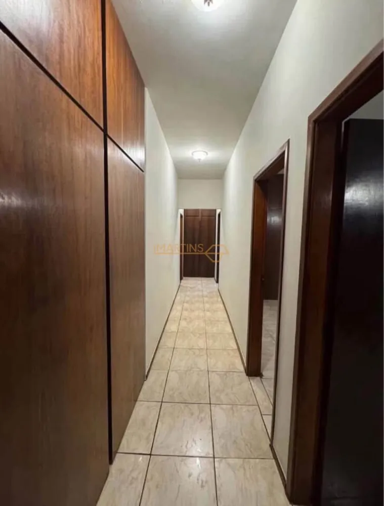 Casa, 4 quartos, 300 m² - Foto 3