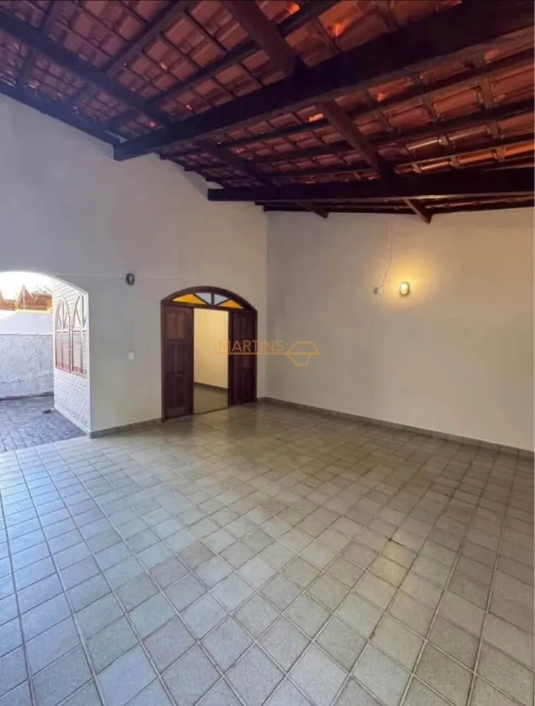 Casa, 4 quartos, 300 m² - Foto 4