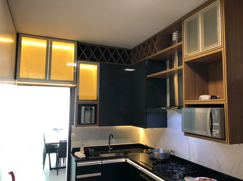 Casa, 2 quartos, 200 m² - Foto 1