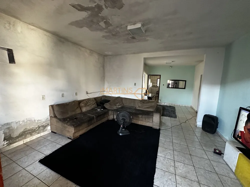 Casa, 3 quartos, 5555 m² - Foto 1