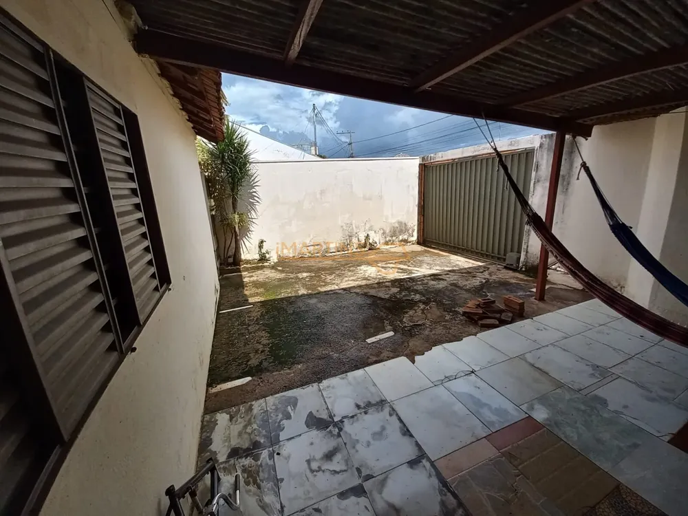 Casa, 2 quartos, 160 m² - Foto 1