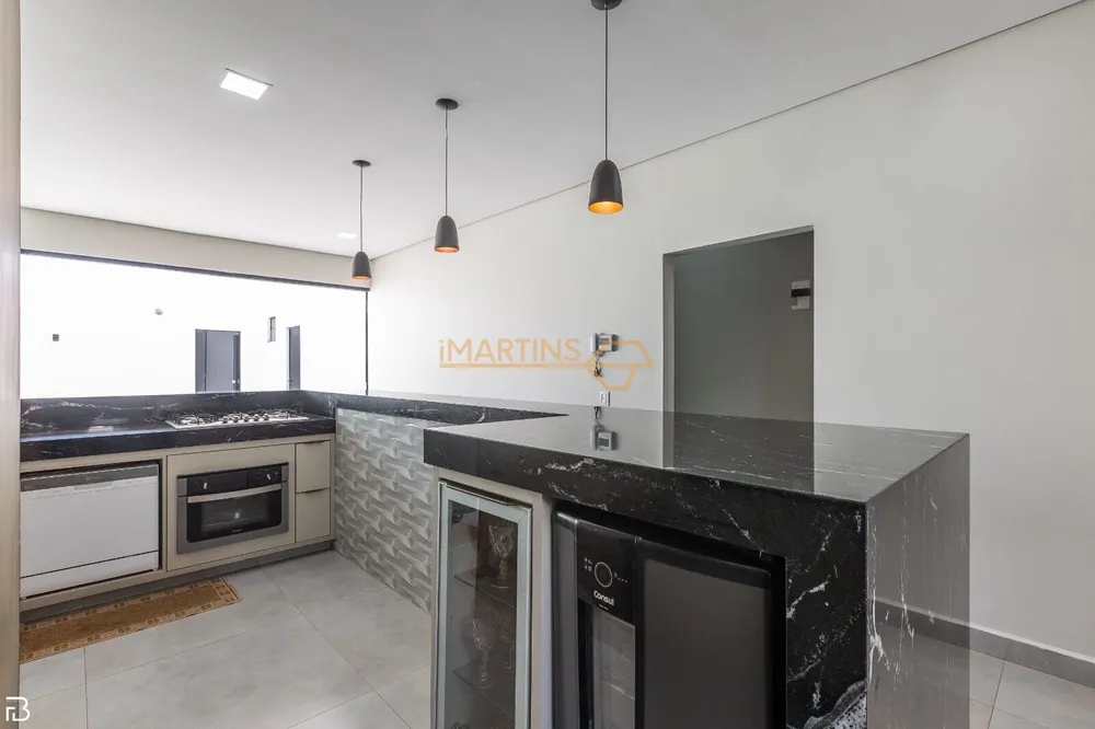 Casa, 3 quartos, 175 m² - Foto 1