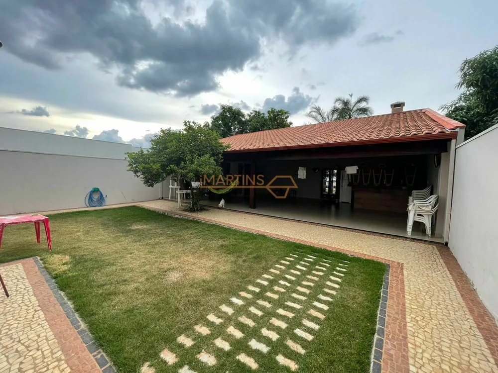 Casa, 3 quartos, 420 m² - Foto 1