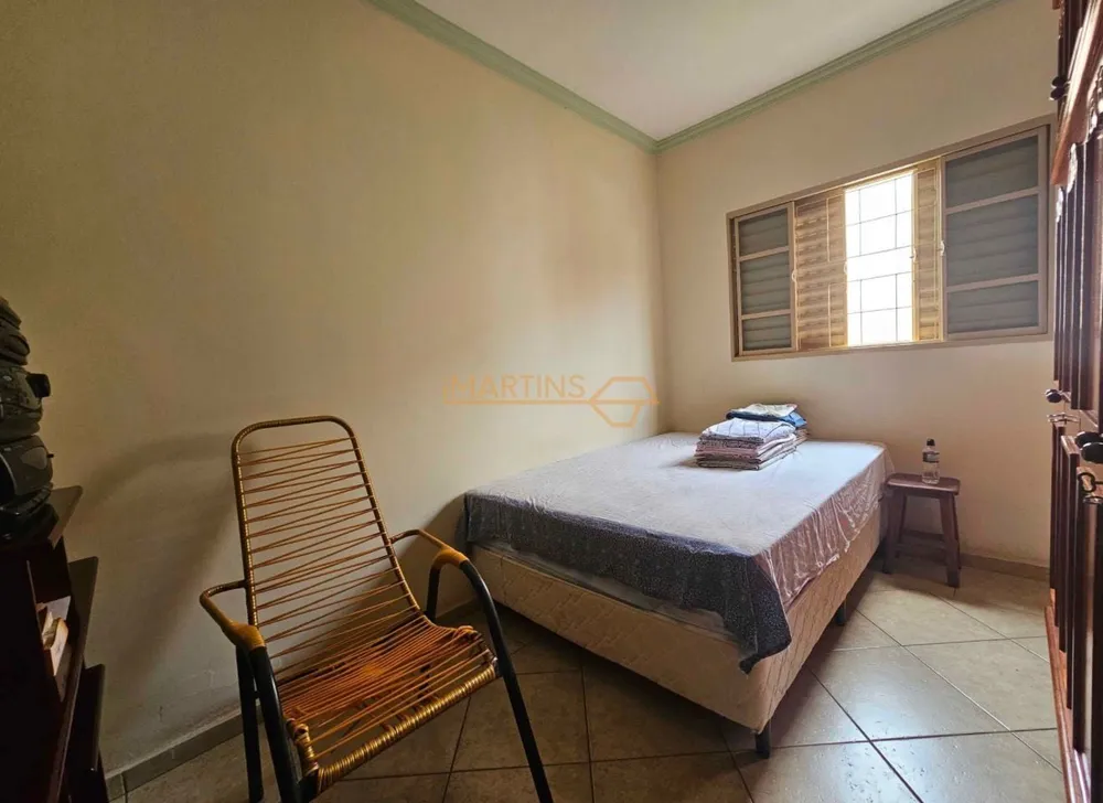 Casa, 4 quartos, 190 m² - Foto 2