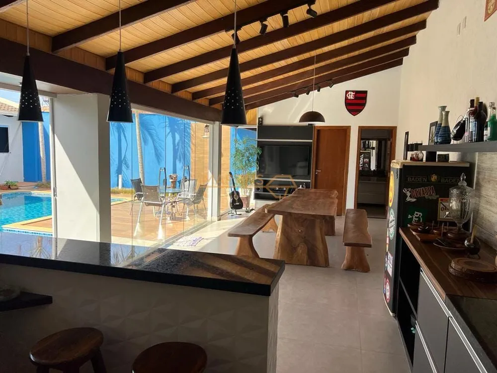Casa, 3 quartos, 504 m² - Foto 2