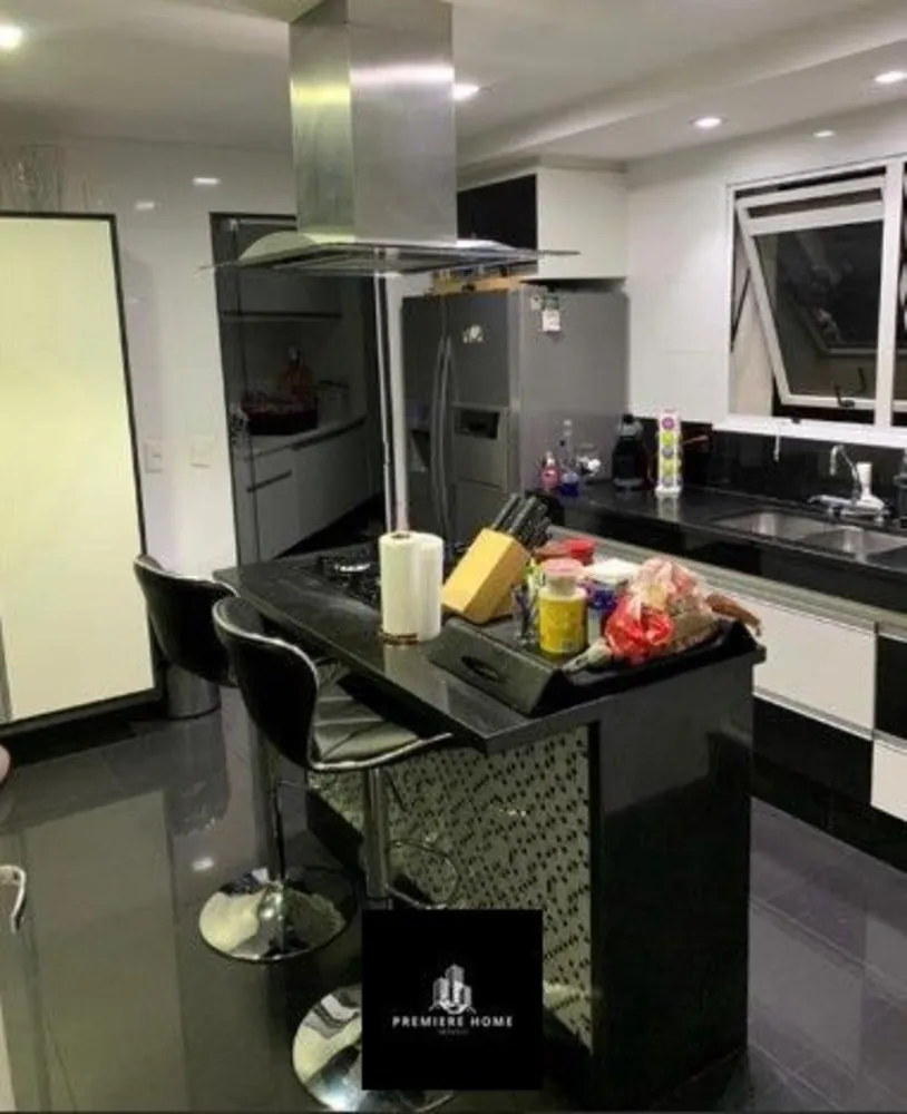 Apartamento, 3 quartos, 196 m² - Foto 1