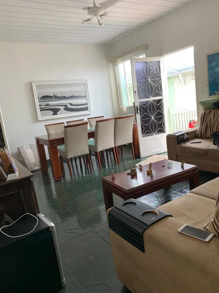 Casa, 3 quartos, 200 m² - Foto 2
