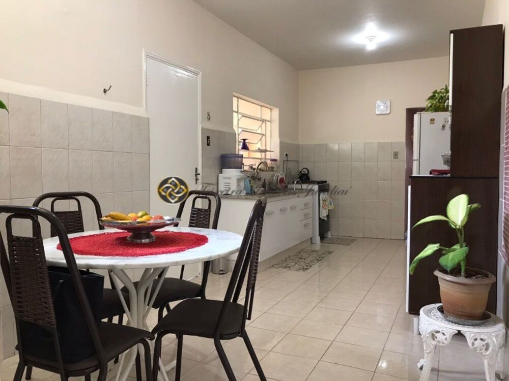 Casa, 2 quartos, 150 m² - Foto 1