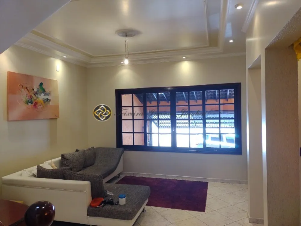 Casa, 3 quartos, 177 m² - Foto 1