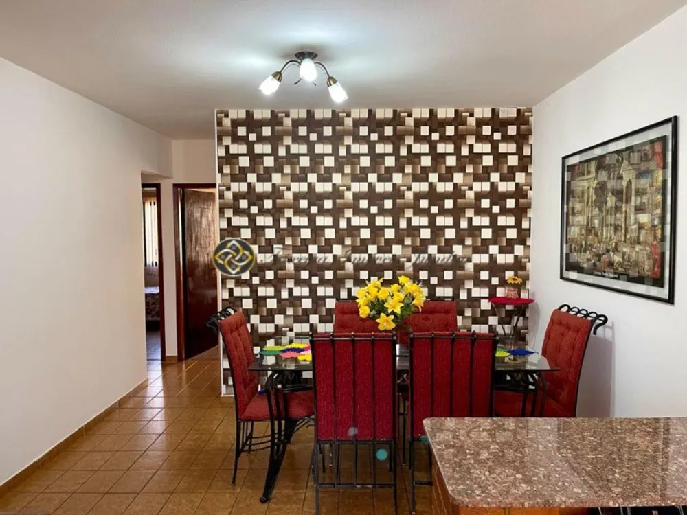 Casa, 3 quartos, 250 m² - Foto 1