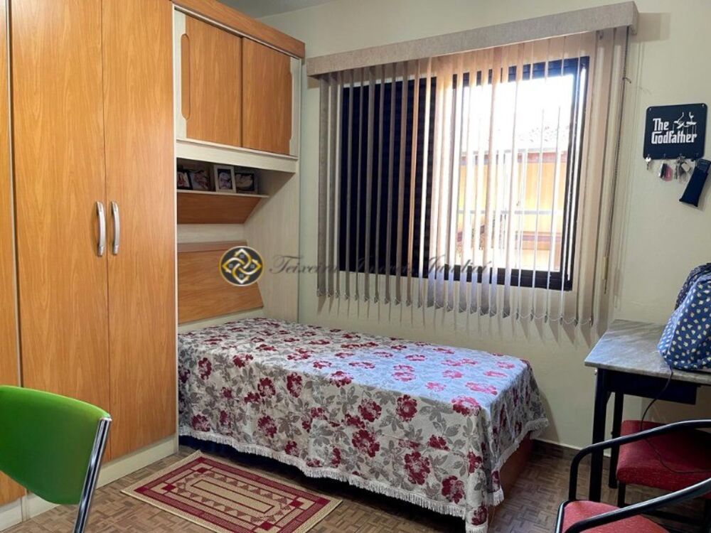 Casa, 3 quartos, 250 m² - Foto 2