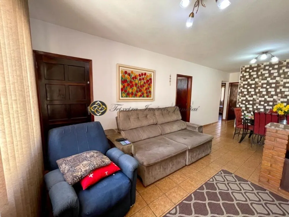 Casa, 3 quartos, 250 m² - Foto 3