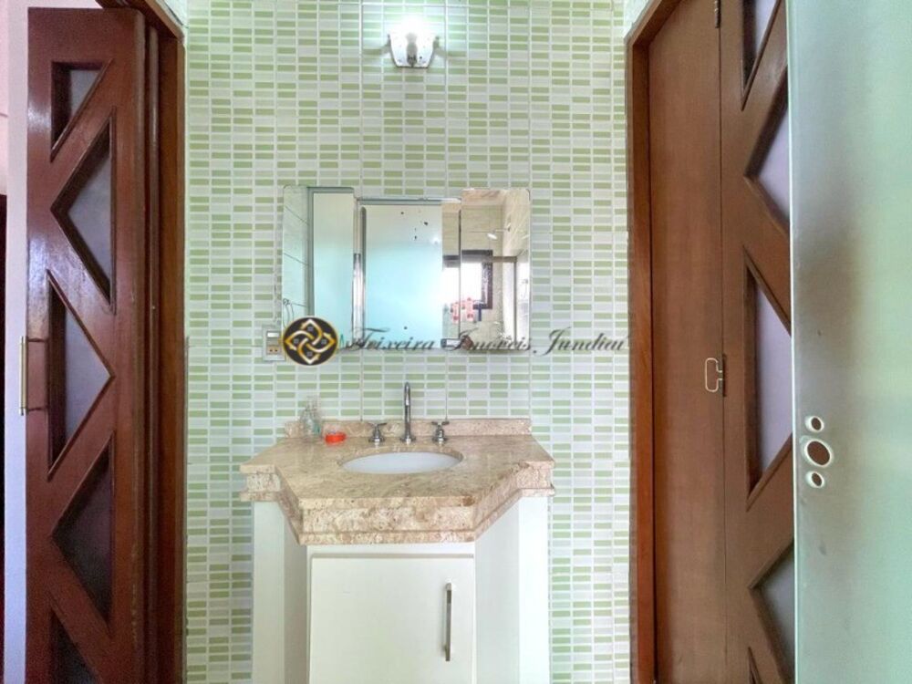 Casa à venda com 4 quartos, 1000m² - Foto 4