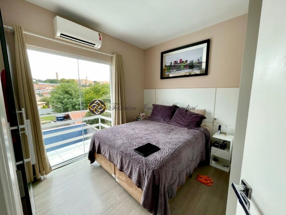 Casa, 3 quartos, 300 m² - Foto 1