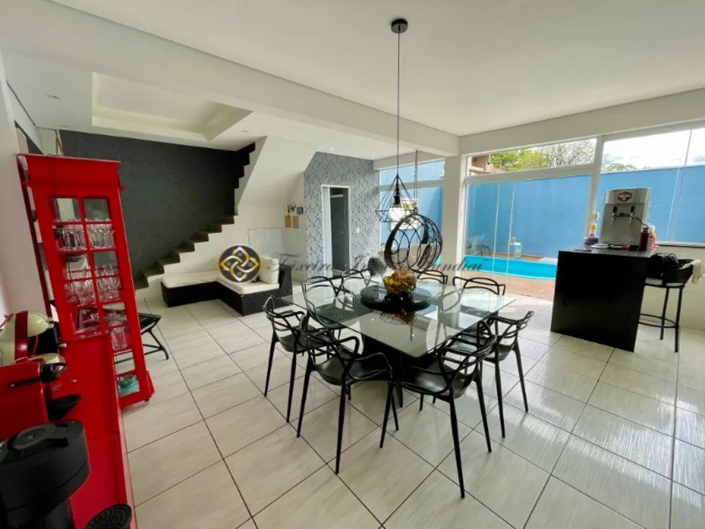 Casa, 3 quartos, 300 m² - Foto 2