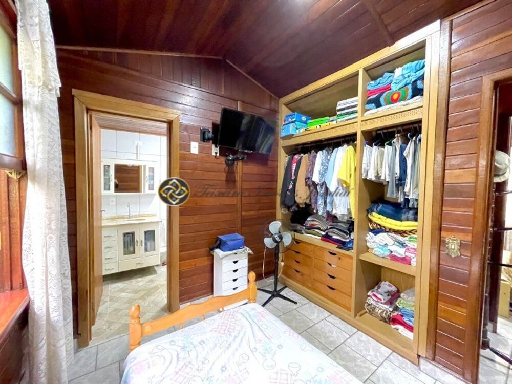 Chácara à venda com 2 quartos, 987m² - Foto 18