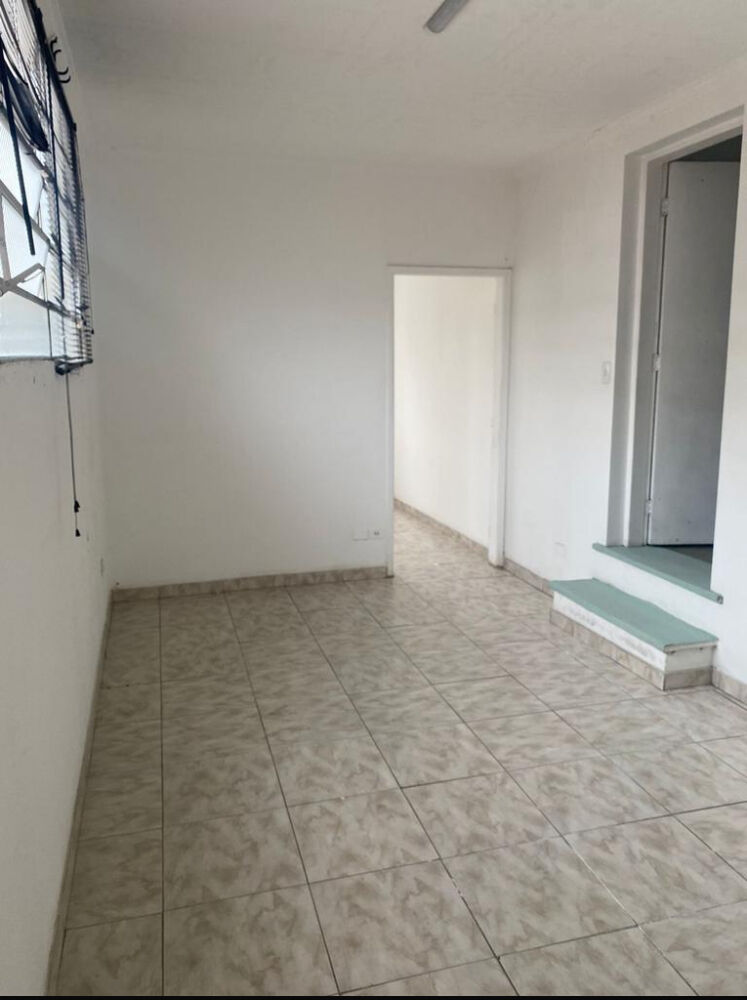 Casa à venda com 5 quartos, 250m² - Foto 9