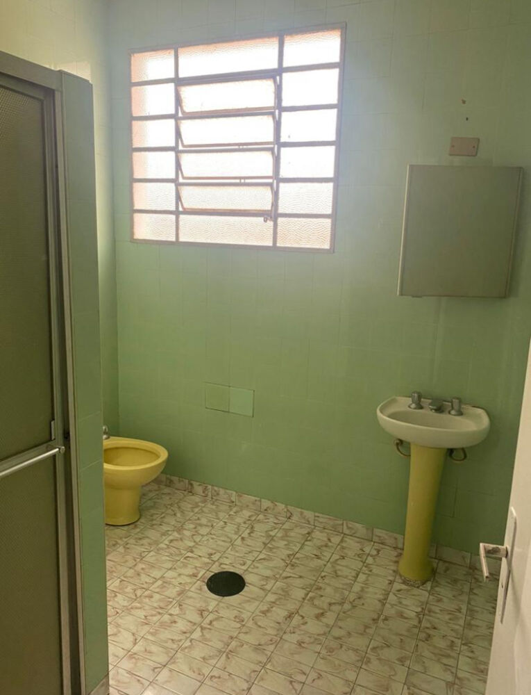 Casa à venda com 5 quartos, 250m² - Foto 18