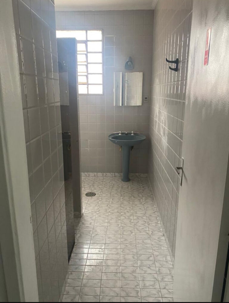 Casa à venda com 5 quartos, 250m² - Foto 10