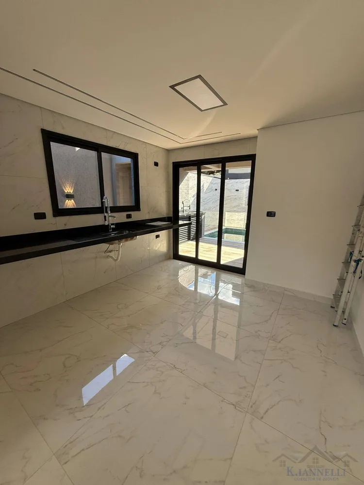 Sobrado, 4 quartos, 204 m² - Foto 2