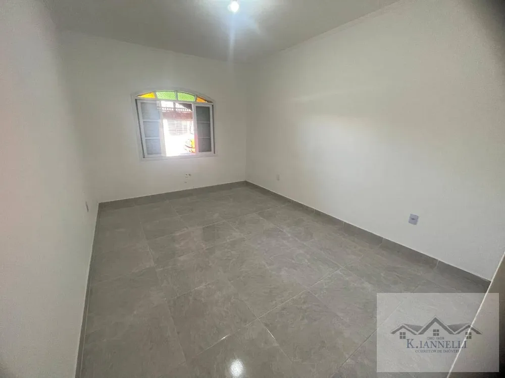 Casa, 3 quartos, 212 m² - Foto 3