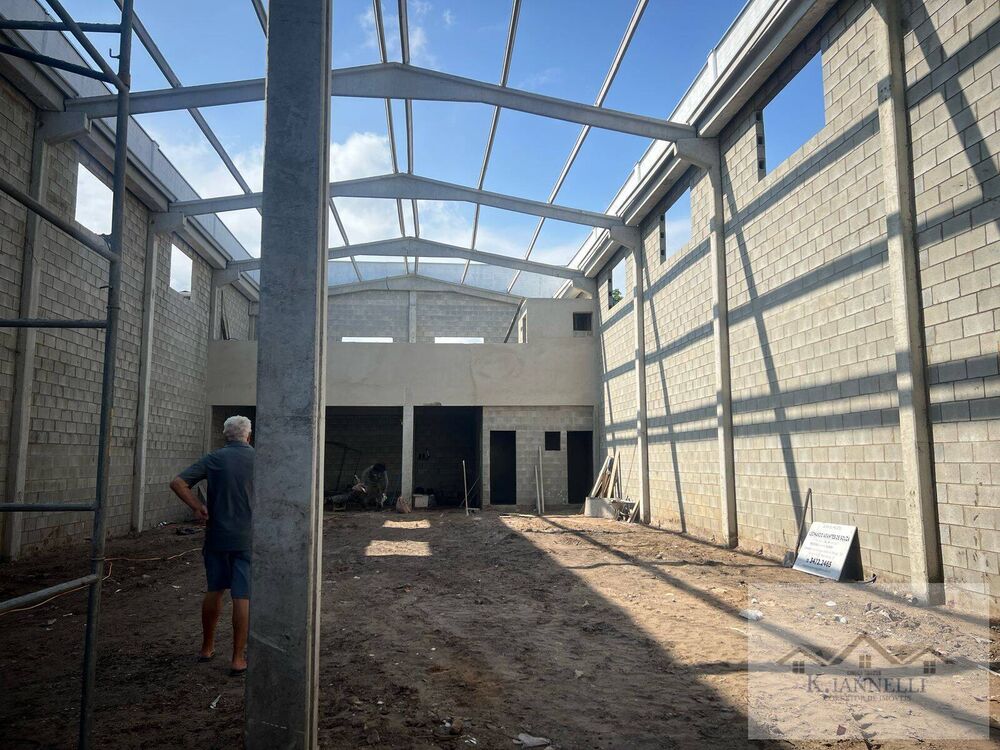 Sala-Conjunto, 360 m² - Foto 1