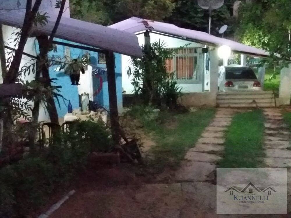 Chácara à venda com 2 quartos, 2160m² - Foto 1