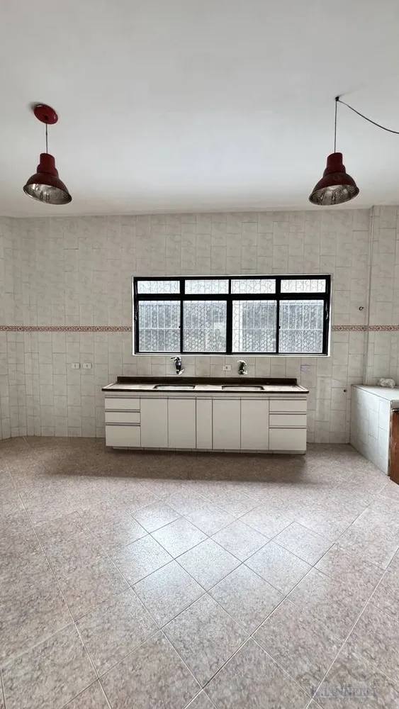 Casa, 3 quartos, 250 m² - Foto 2