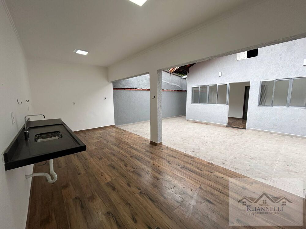Casa, 4 quartos, 190 m² - Foto 2