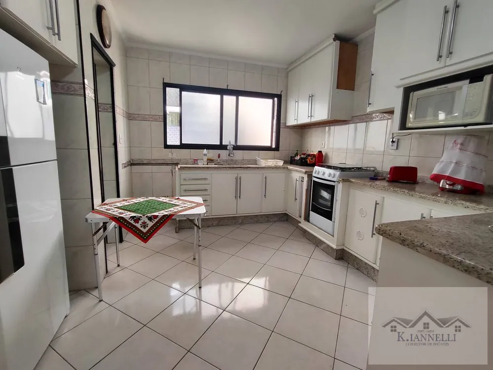 Apartamento, 3 quartos, 211 m² - Foto 4