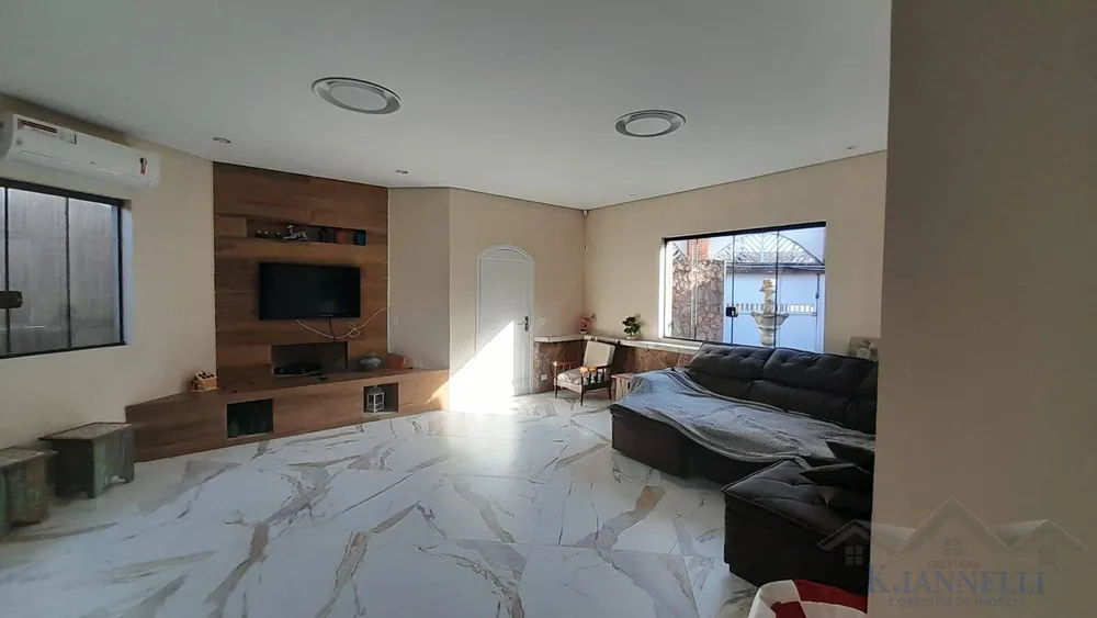 Casa, 3 quartos, 275 m² - Foto 3