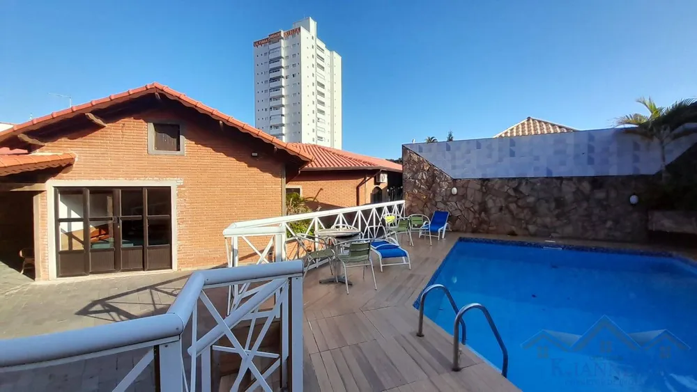 Casa, 3 quartos, 275 m² - Foto 11