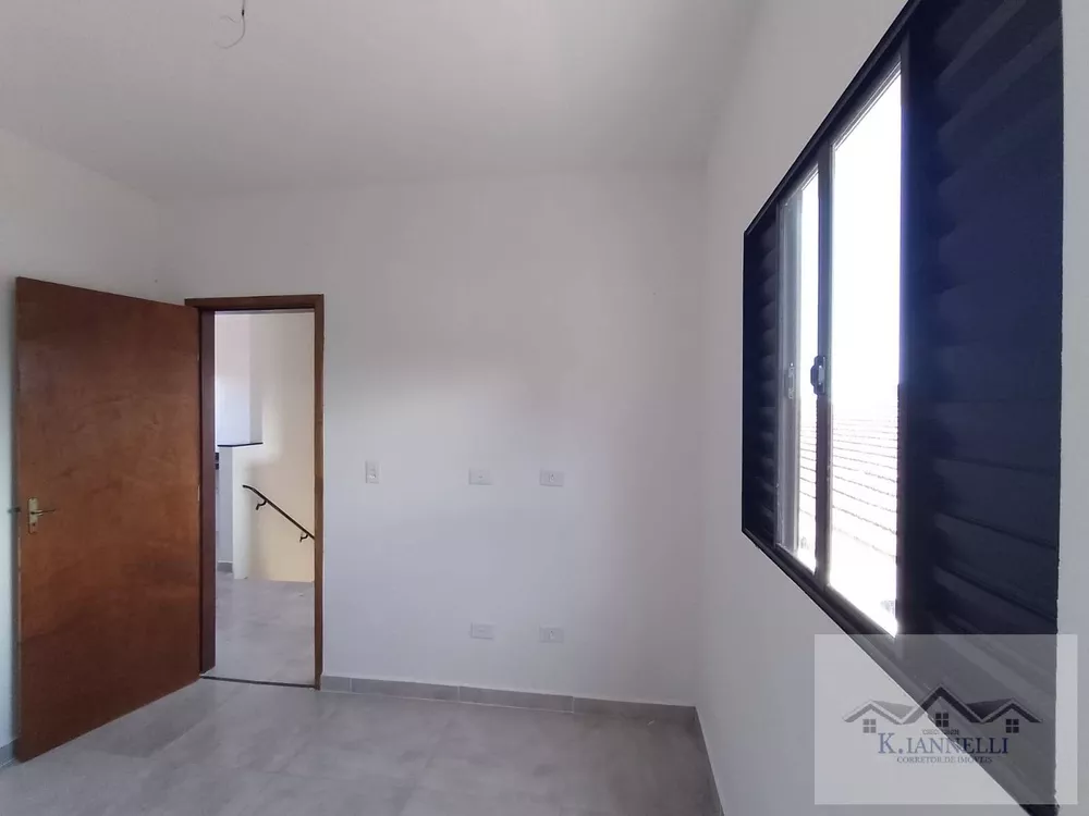 Casa à venda com 2 quartos, 63m² - Foto 12