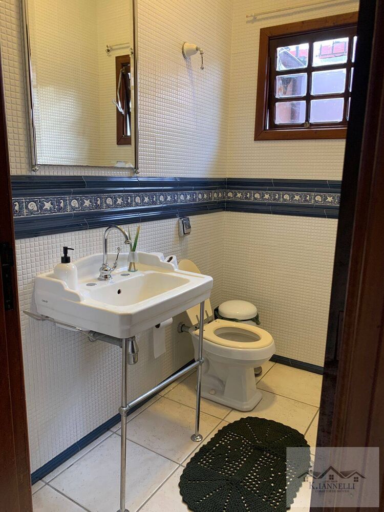 Casa, 4 quartos, 220 m² - Foto 2