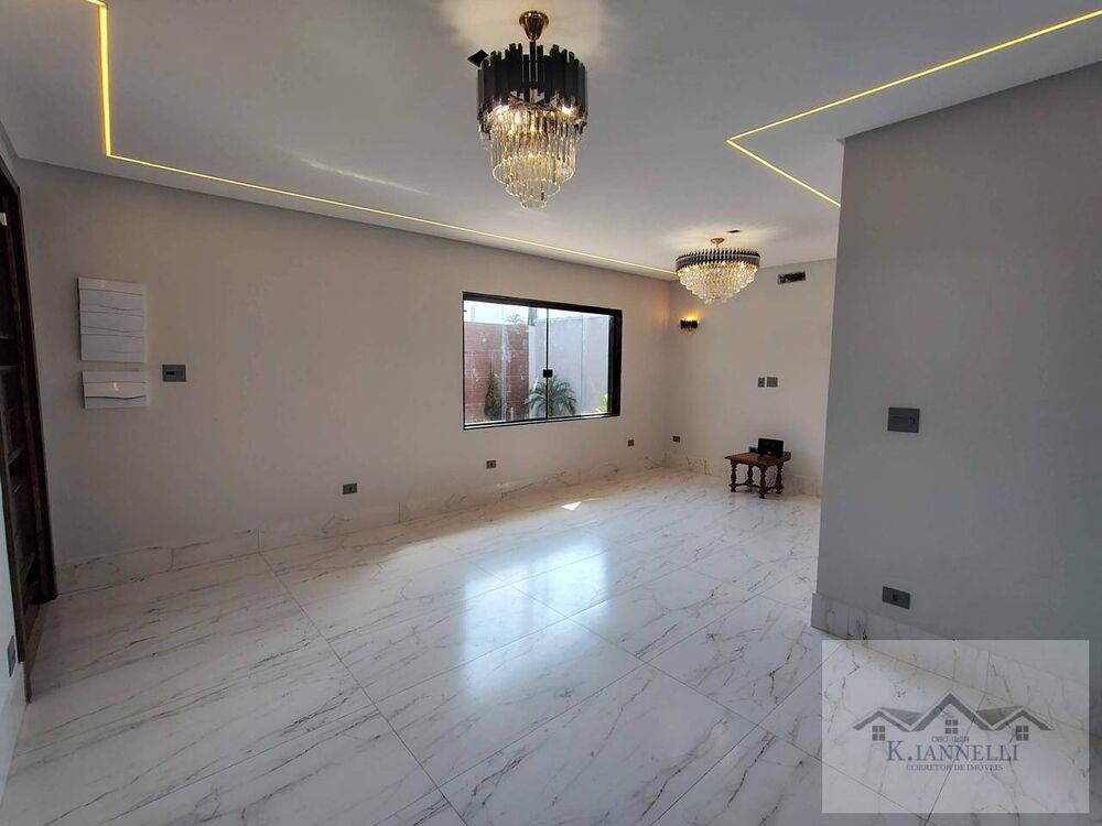 Casa, 4 quartos, 127 m² - Foto 1