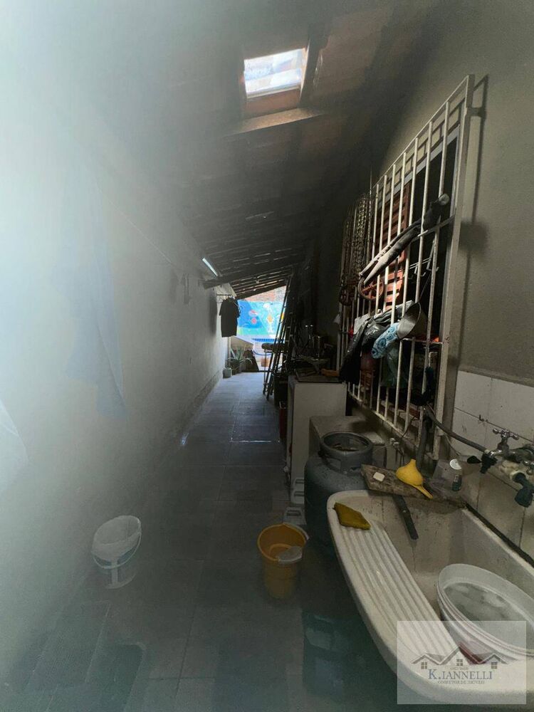 Casa à venda com 2 quartos, 92m² - Foto 5