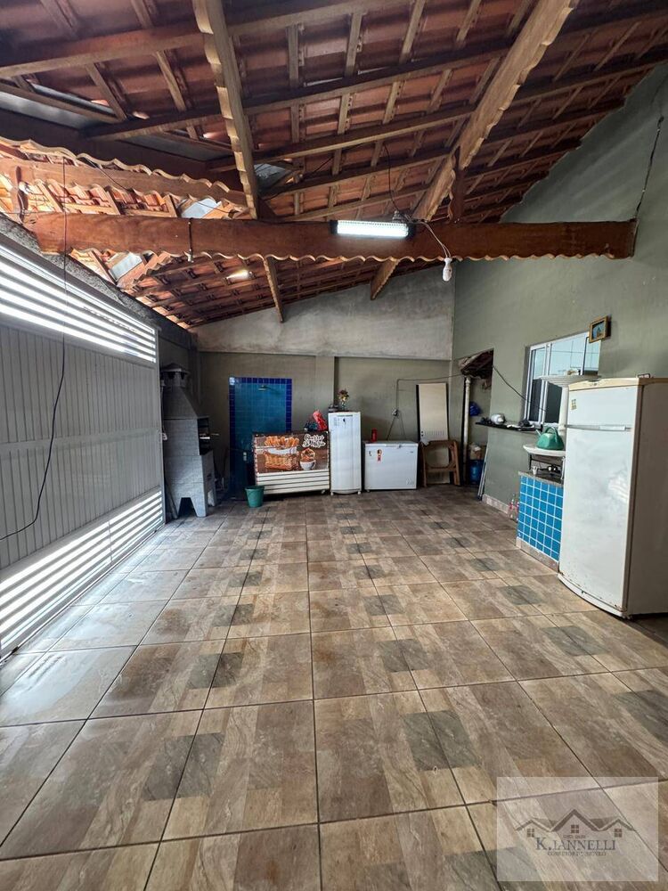 Casa à venda com 2 quartos, 92m² - Foto 7