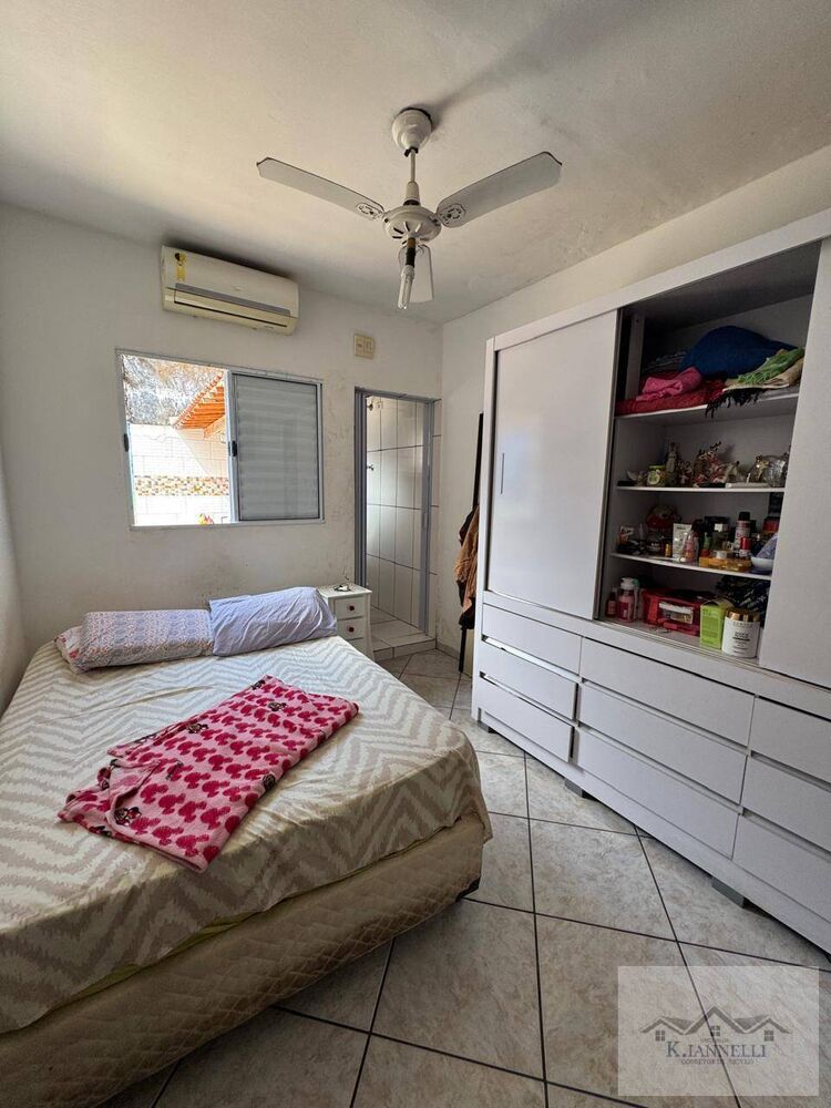 Casa à venda com 2 quartos, 92m² - Foto 3