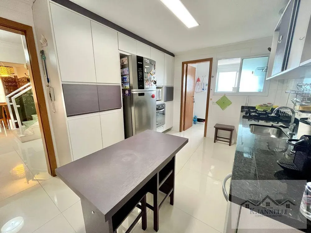 Cobertura, 3 quartos, 225 m² - Foto 4