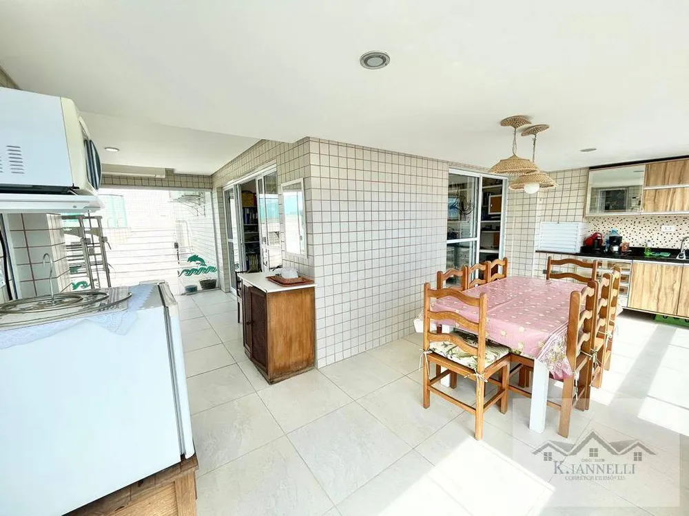 Cobertura, 3 quartos, 225 m² - Foto 4