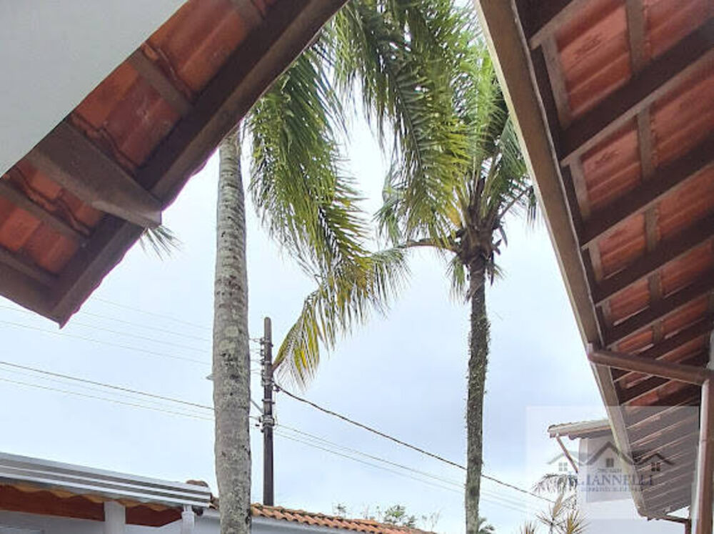 Casa à venda com 7 quartos, 300m² - Foto 7