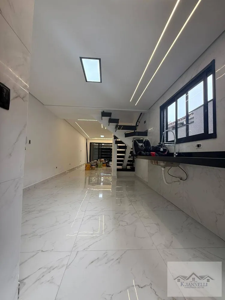 Sobrado, 4 quartos, 204 m² - Foto 1