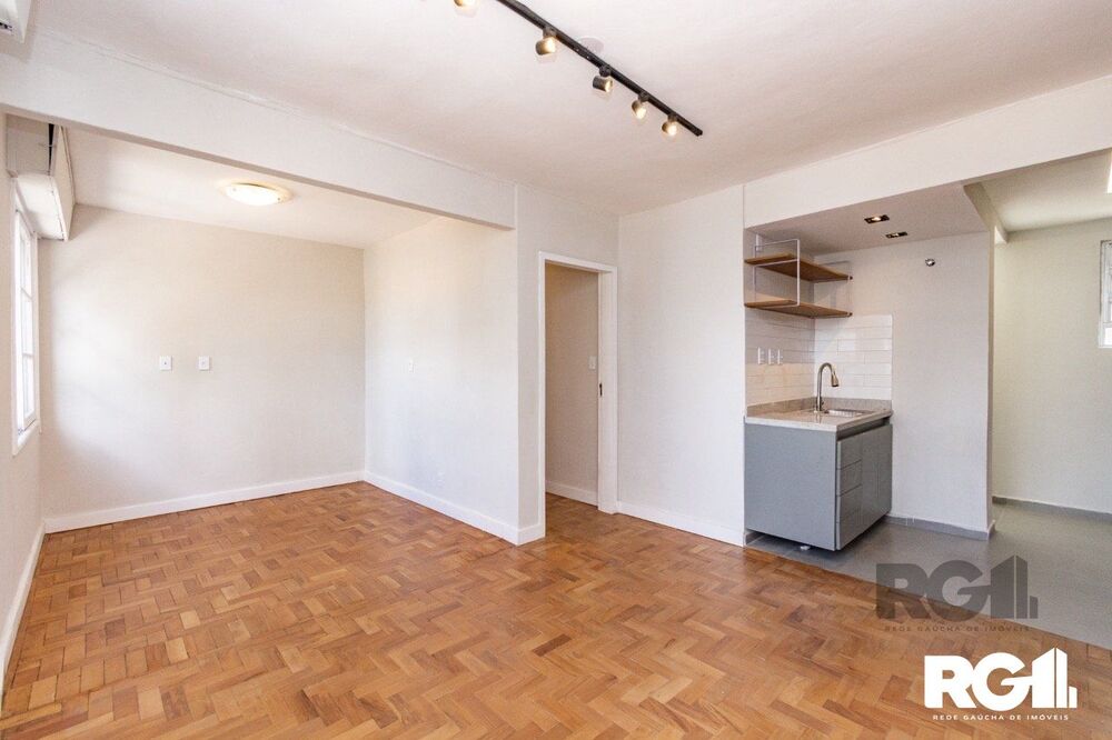 Apartamento à venda com 2 quartos, 75m² - Foto 2