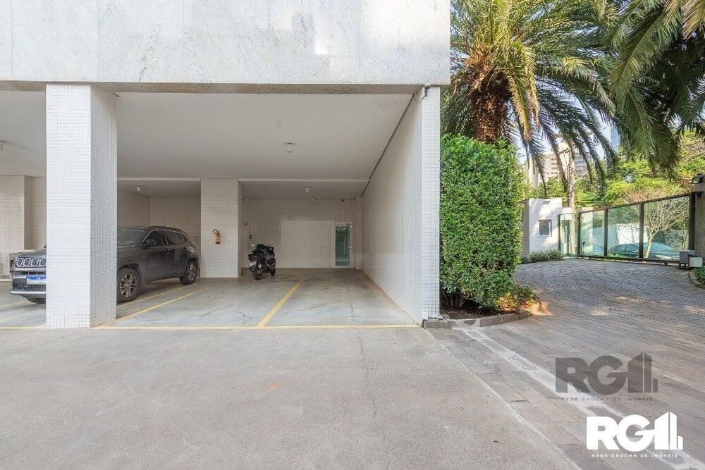 Apartamento à venda com 3 quartos, 271m² - Foto 4