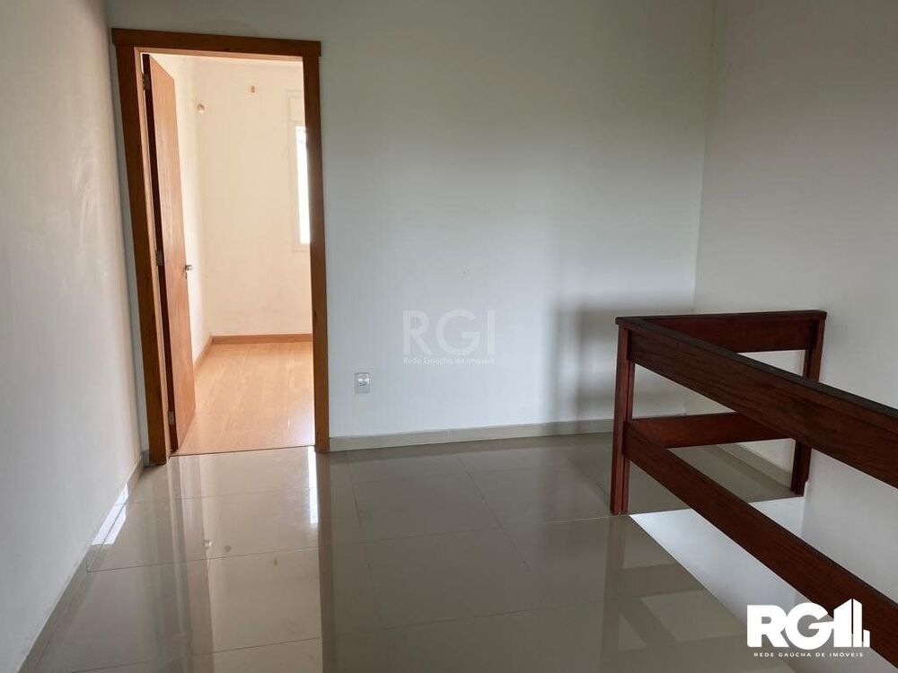 Casa à venda com 3 quartos, 110m² - Foto 4