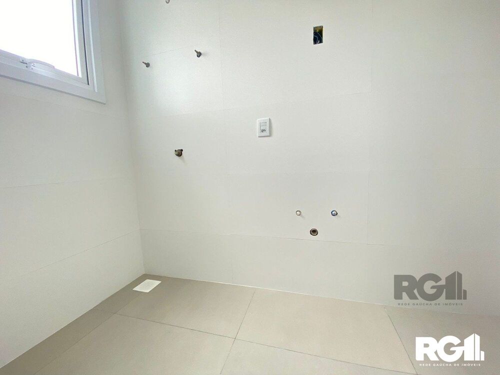 Casa de Condomínio à venda com 3 quartos, 184m² - Foto 2