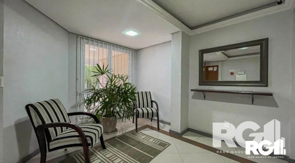 Apartamento à venda com 2 quartos, 70m² - Foto 4