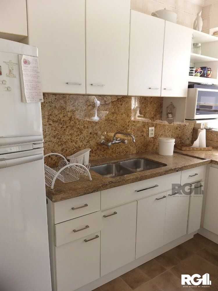 Apartamento à venda com 2 quartos, 76m² - Foto 3